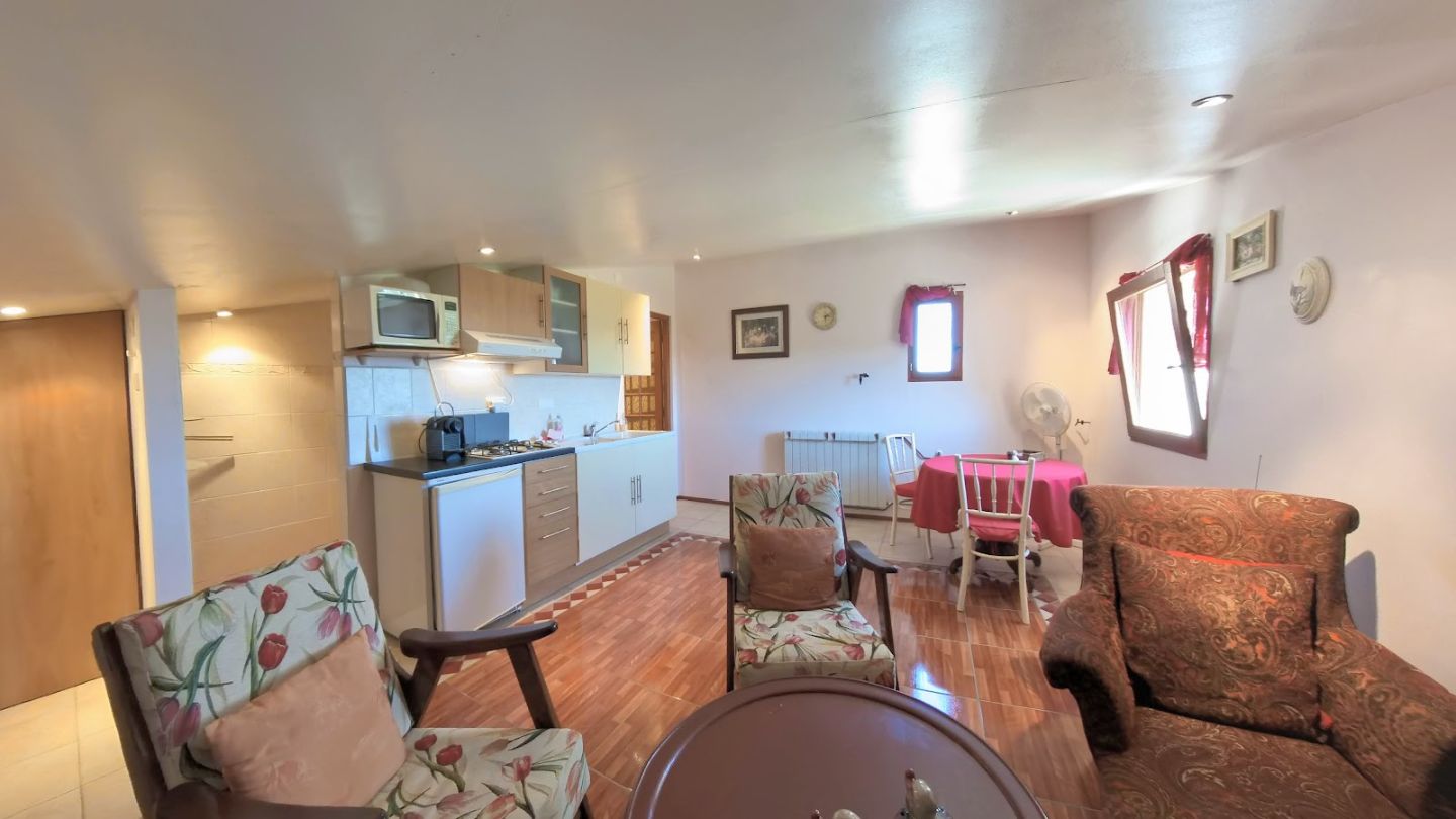 Maison à vendre  - 9 pièce(s) - 229m2 - Cesseras (34210)