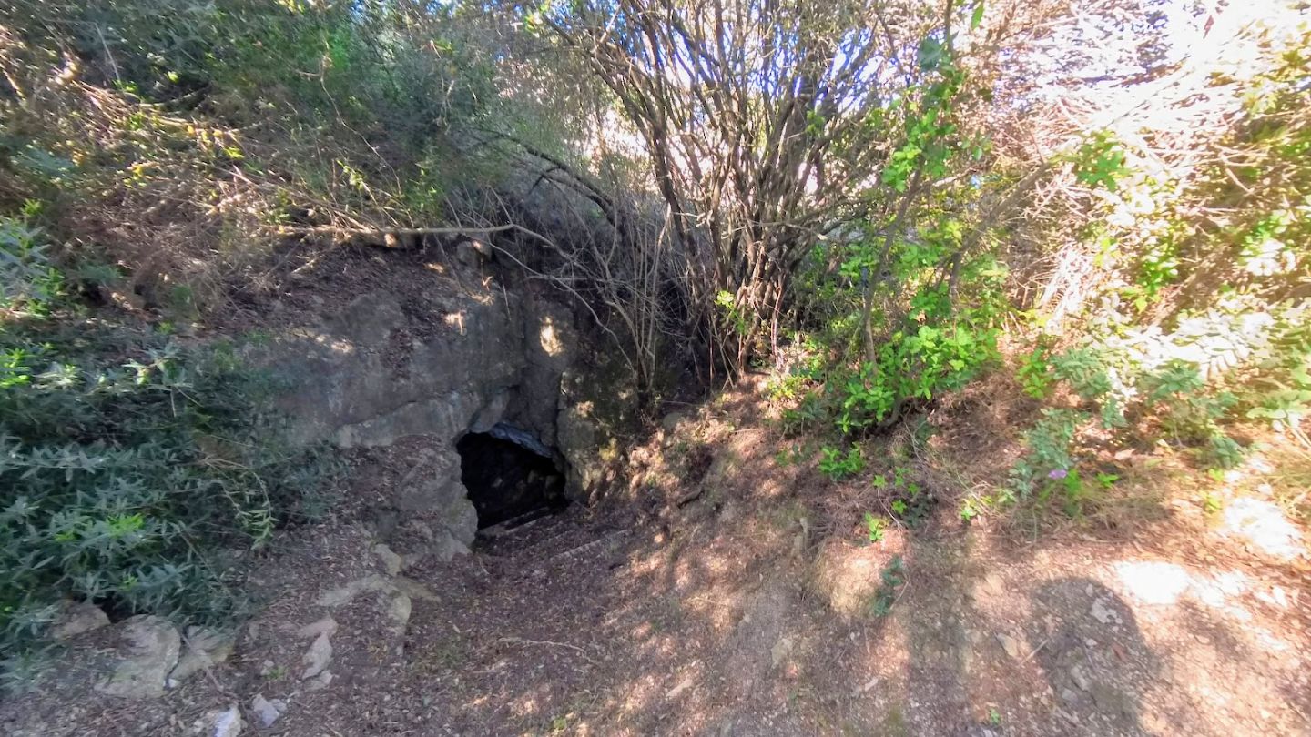 Maison à vendre  - 9 pièce(s) - 229m2 - Cesseras (34210)