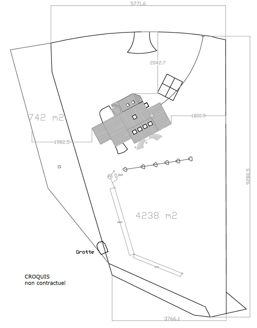 Maison à vendre  - 9 pièce(s) - 229m2 - Cesseras (34210)