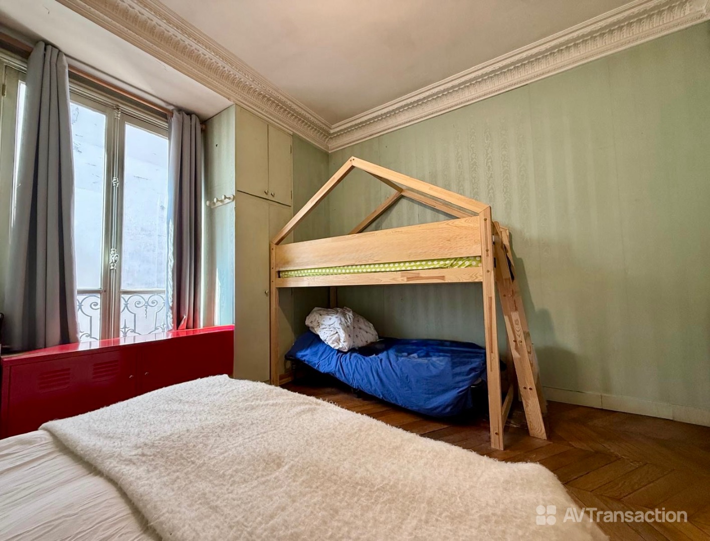 Appartement ancien à vendre  - 4 pièce(s) - 92.51m2 - Paris (75018)