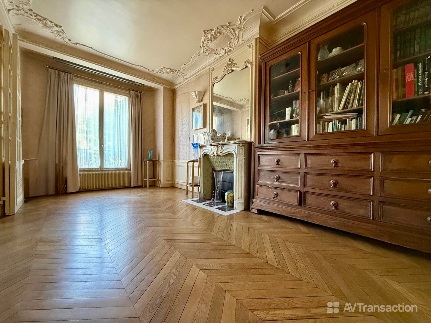 Appartement ancien à vendre  - 4 pièce(s) - 92.51m2 - Paris (75018)
