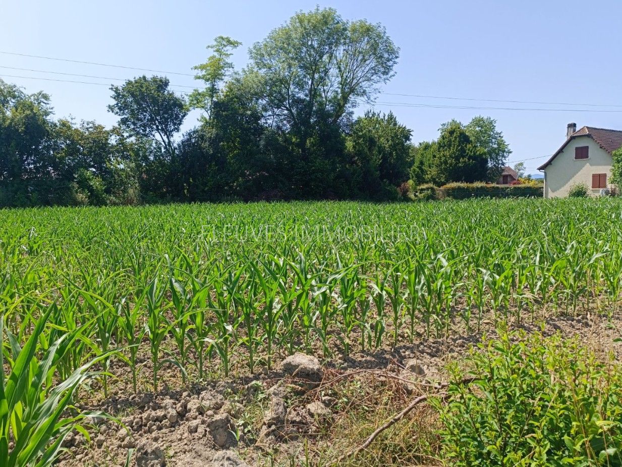 Terrain constructible à vendre  - 1606m2 - Gurs (64190)