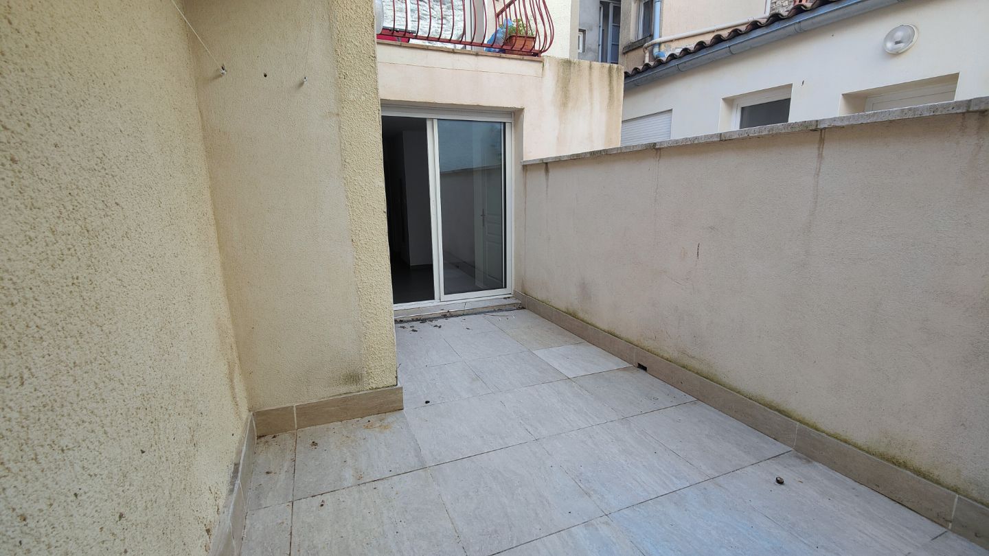 Appartement rénové à vendre  - 2 pièce(s) - 41m2 - Nîmes (30000)