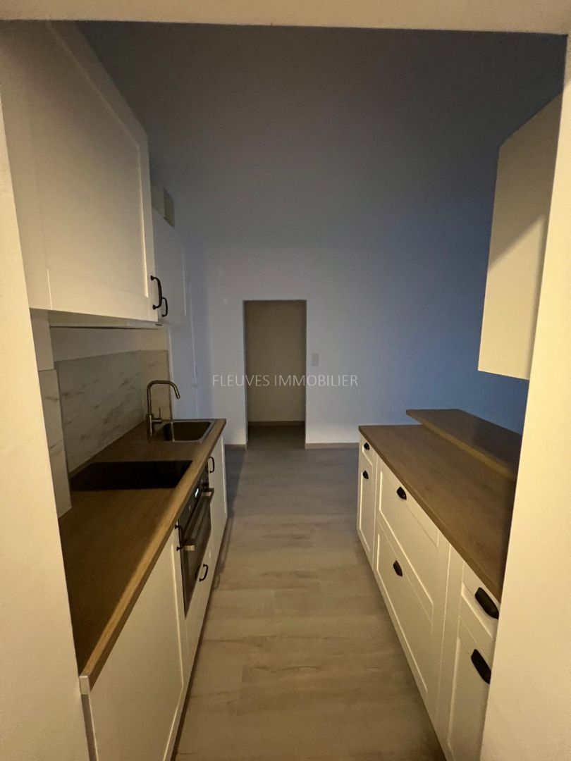 Appartement en résidence à vendre  - 8 pièce(s) - 80m2 - Bordeaux (33200)