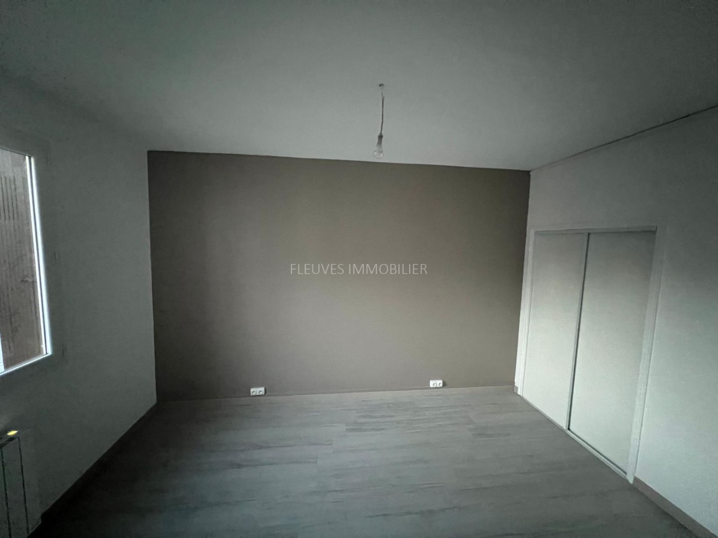 Appartement en résidence à vendre  - 8 pièce(s) - 80m2 - Bordeaux (33200)