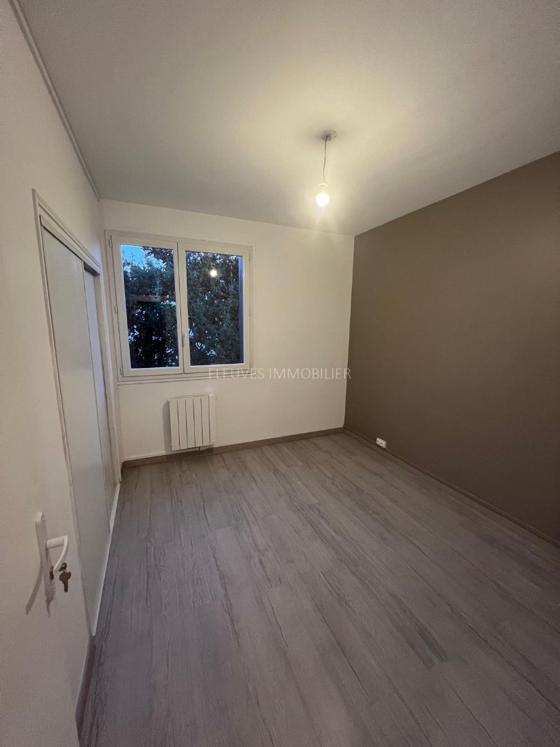 Appartement en résidence à vendre  - 8 pièce(s) - 80m2 - Bordeaux (33200)