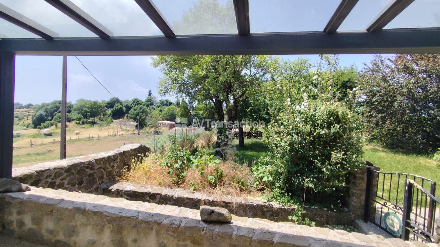 Maison à vendre  - 7 pièce(s) - 120m2 - Freyssenet (07000)