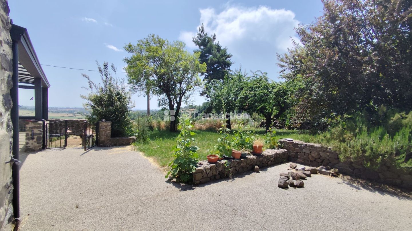 Maison à vendre  - 7 pièce(s) - 120m2 - Freyssenet (07000)