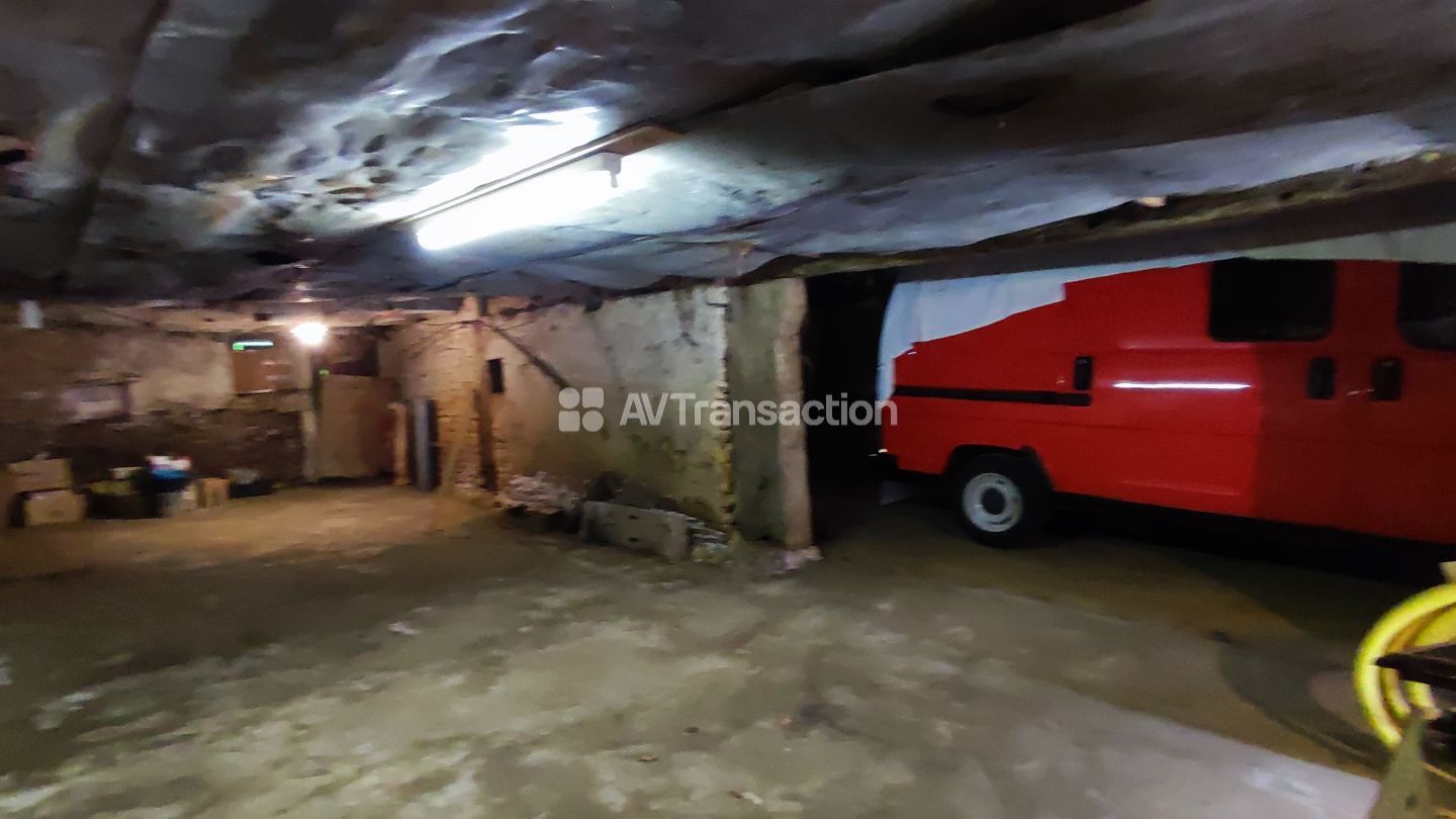 Maison à vendre  - 11 pièce(s) - 310m2 - Combeaufontaine (70120)