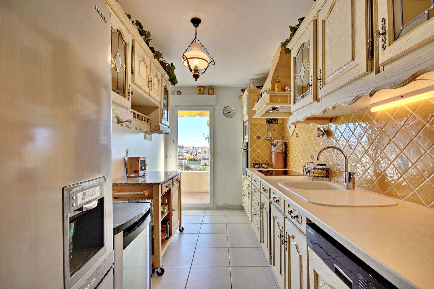 Appartement à vendre  - 3 pièce(s) - 67m2 - Fréjus (83600)