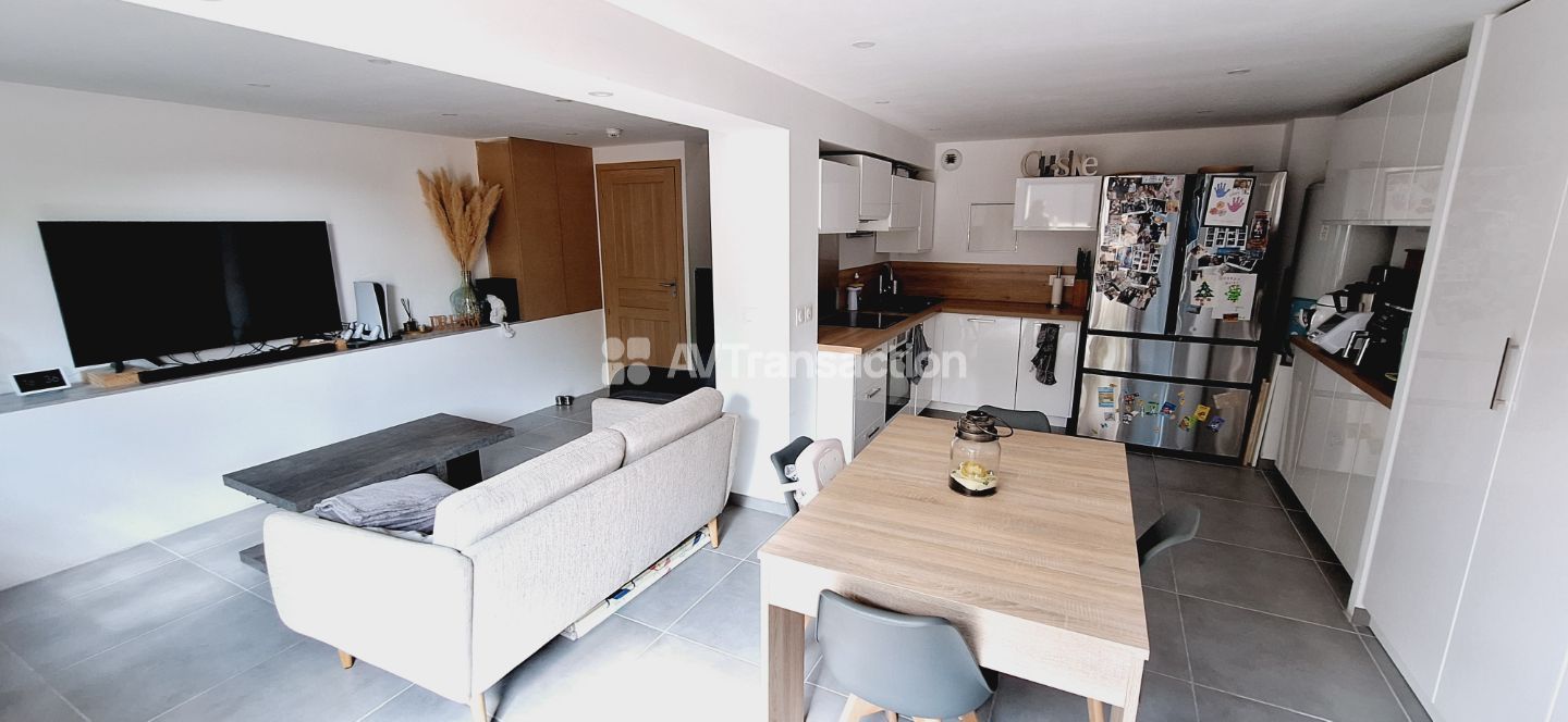 Maison à vendre  - 3 pièce(s) - 69m2 - Le Castellet (83330)