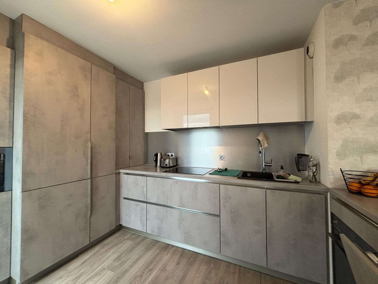 Appartement rénové à vendre  - 3 pièce(s) - 62m2 - Ambilly (74100)