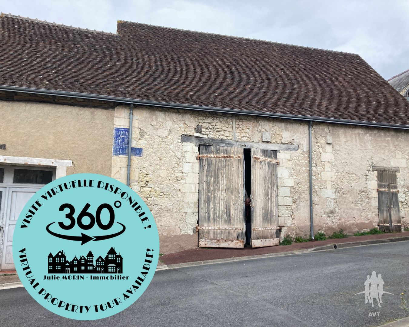 Grange-garage 60 m2 plein centre de Preuilly-sur-Claise