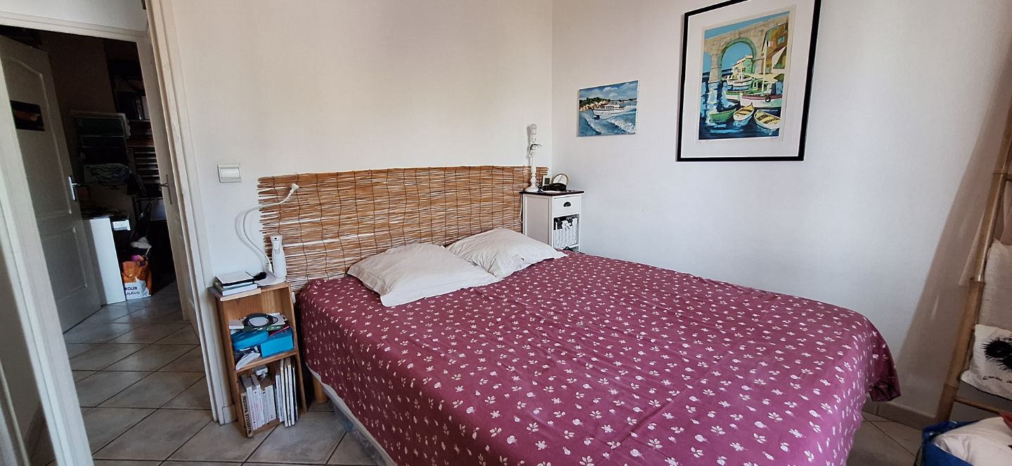 Appartement à vendre  - 3 pièce(s) - 46m2 - Saint-cyr-sur-mer (83270)