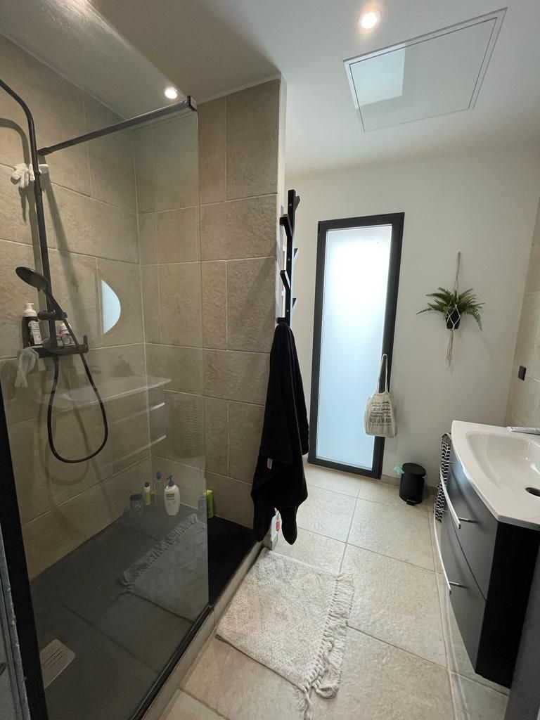 Maison à vendre  - 4 pièce(s) - 140m2 - La Cadière-d'azur (83740)