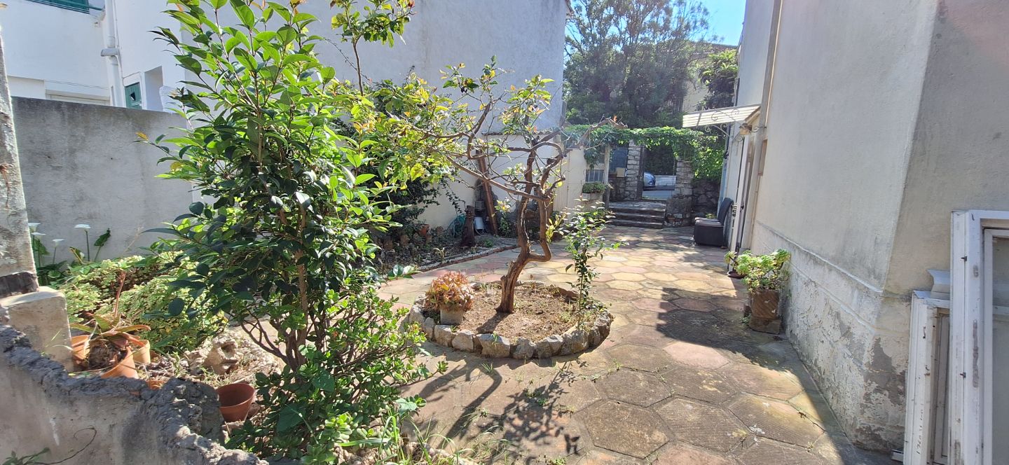 Appartement à vendre  - 3 pièce(s) - 54m2 - Toulon (83000)