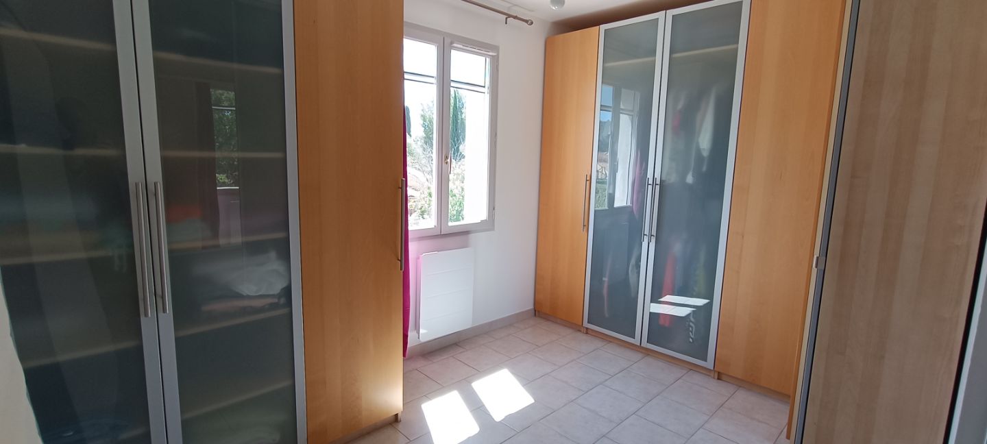 Maison à vendre  - 5 pièce(s) - 100m2 - Saint-cyr-sur-mer (83270)