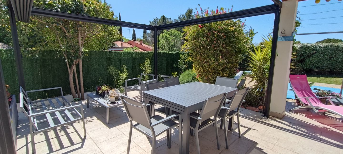 Maison à vendre  - 5 pièce(s) - 100m2 - Saint-cyr-sur-mer (83270)