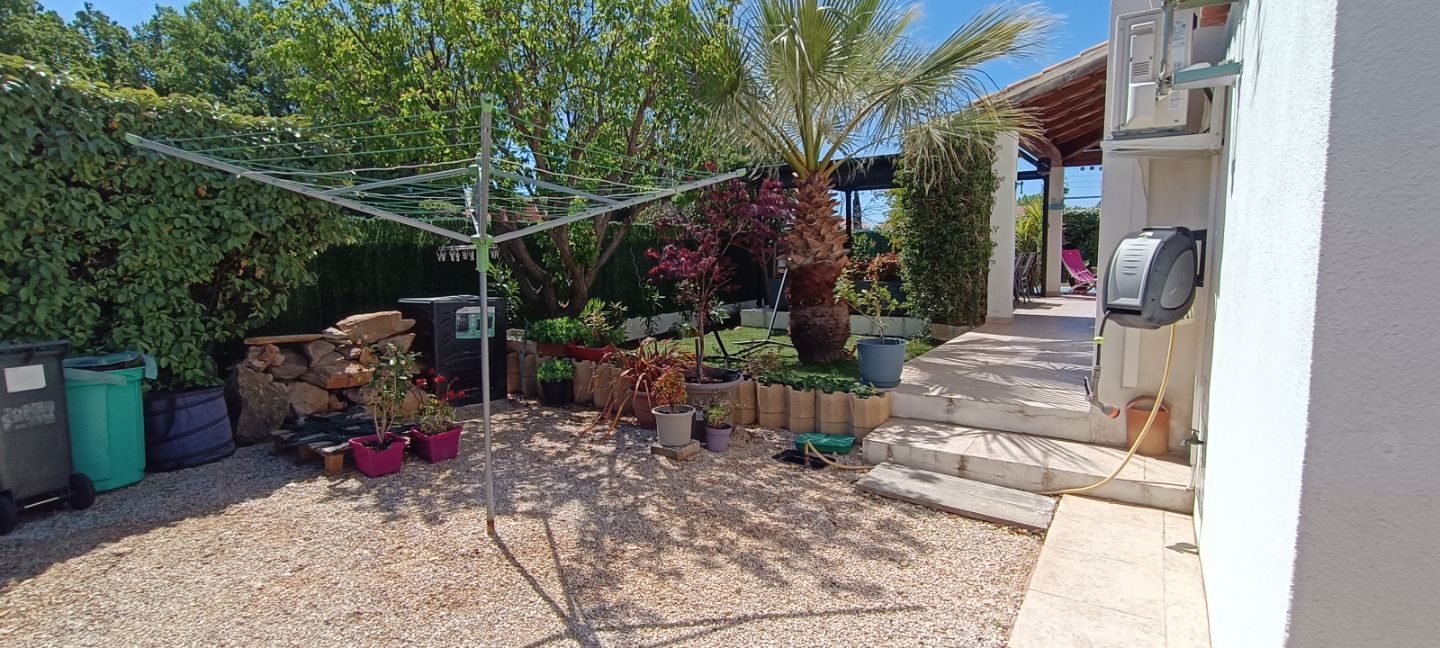 Maison à vendre  - 5 pièce(s) - 100m2 - Saint-cyr-sur-mer (83270)