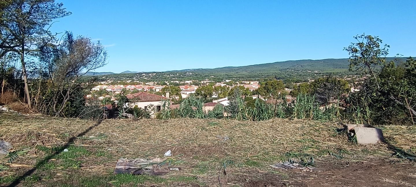 Terrain à vendre  - Saint-cyr-sur-mer (83270)