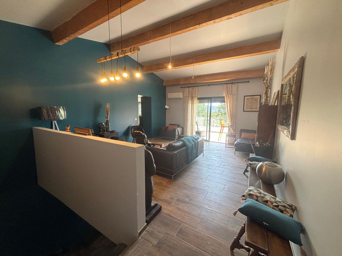 A vendre villa de plain pied la cadière d'Azur.
