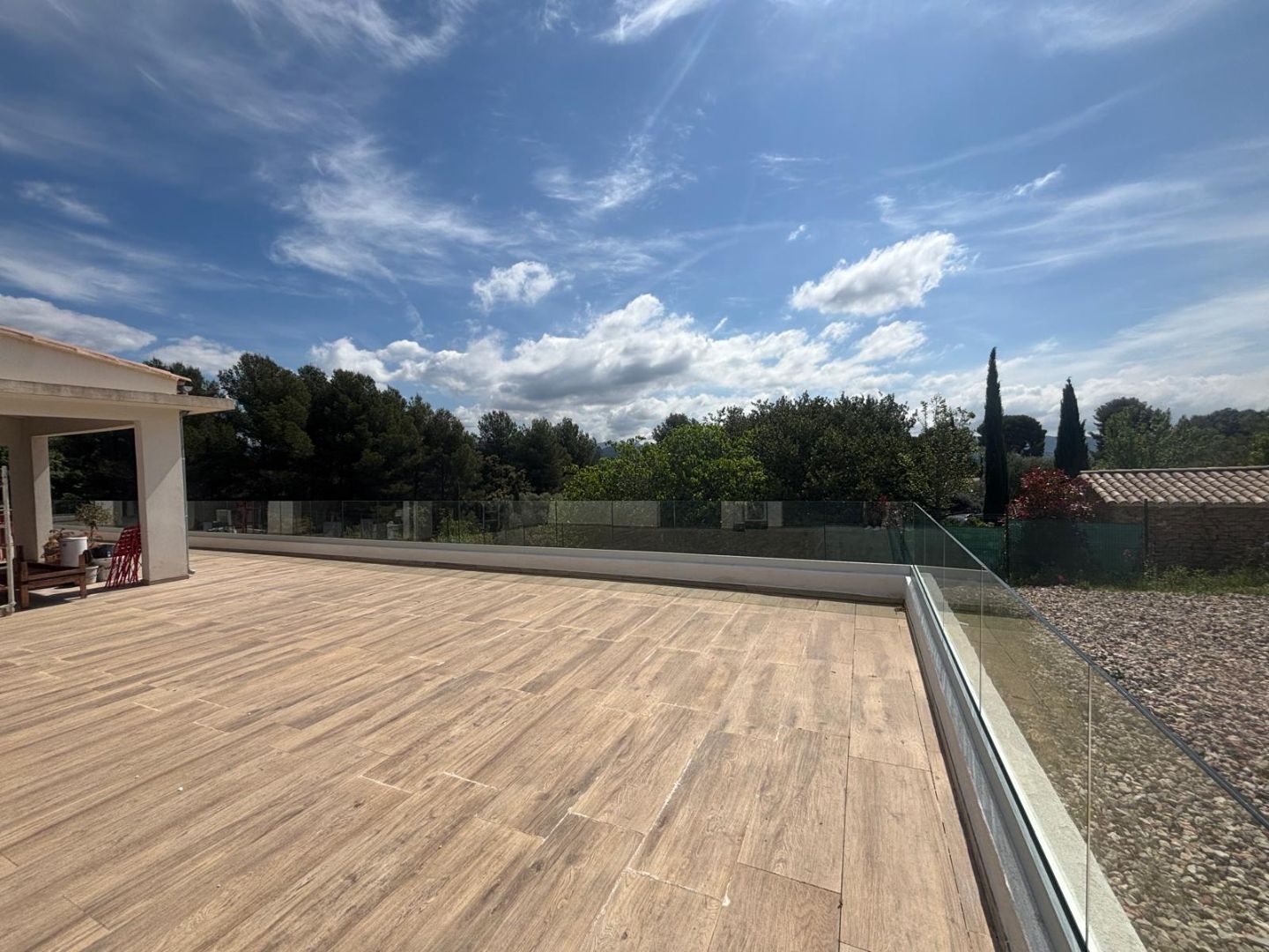 A vendre villa de plain pied la cadière d'Azur.