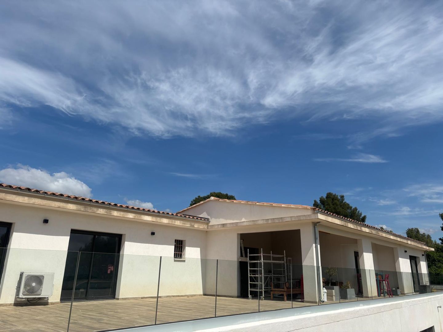 A vendre villa de plain pied la cadière d'Azur.