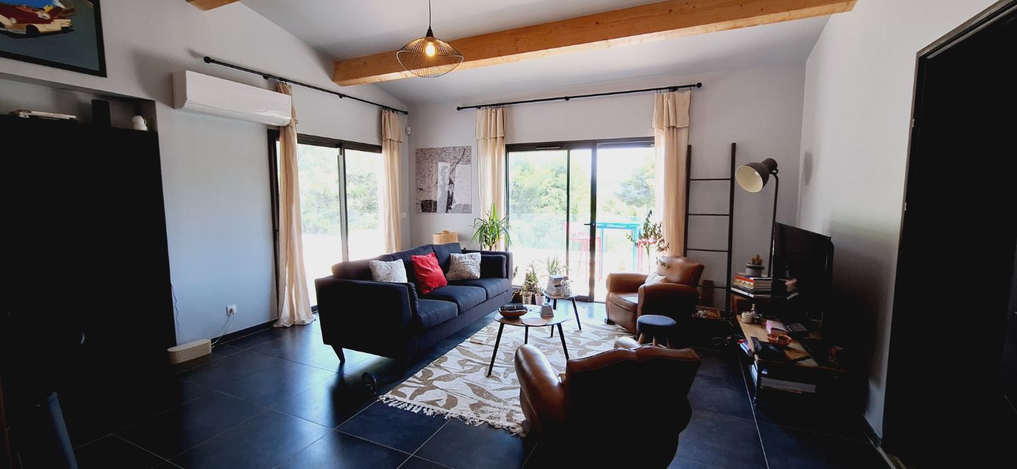 Maison à vendre  - 5 pièce(s) - 150m2 - La Cadière-d'azur (83740)