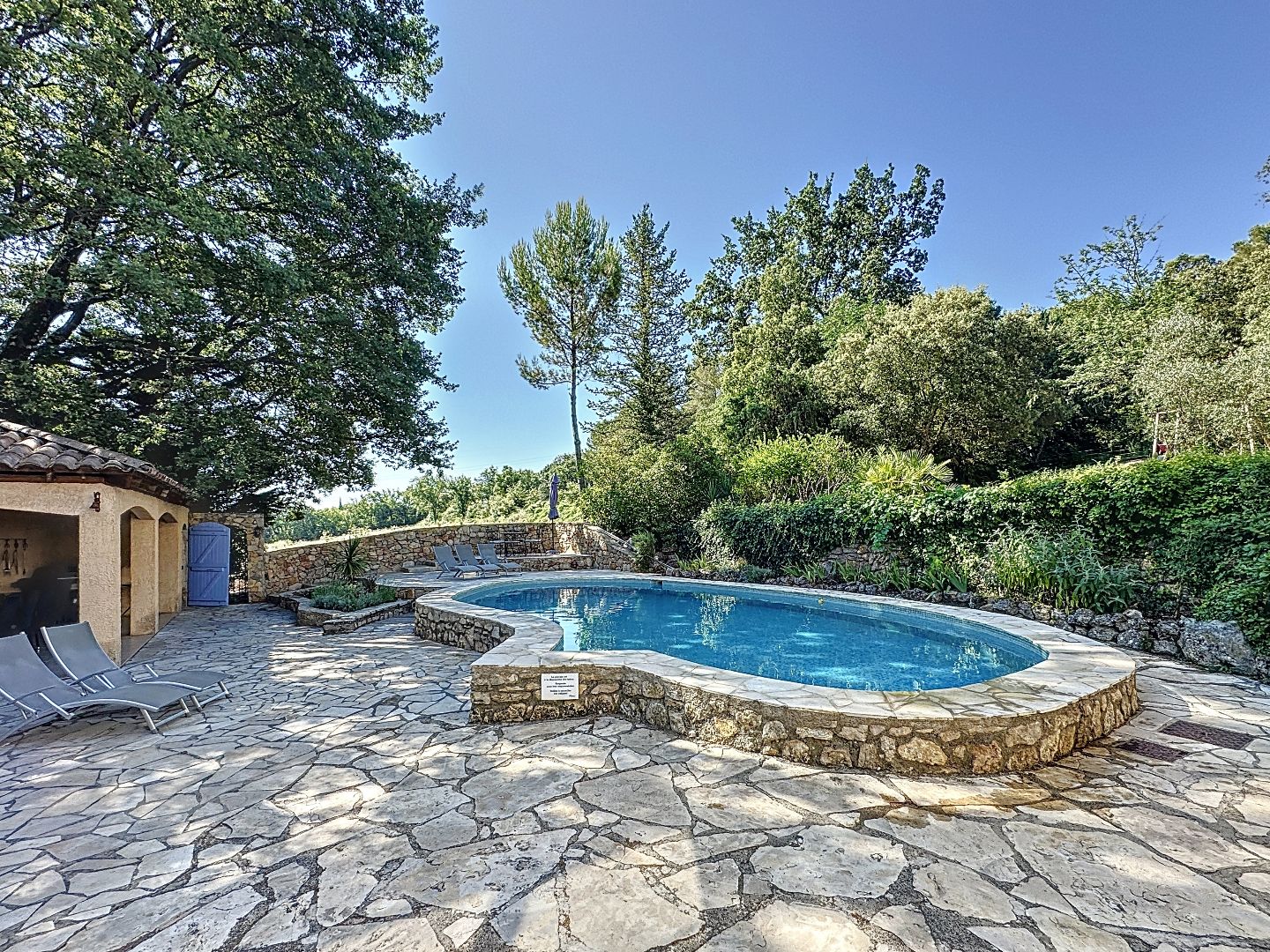 Maison à vendre  - 11 pièce(s) - 230m2 - Lorgues (83510)