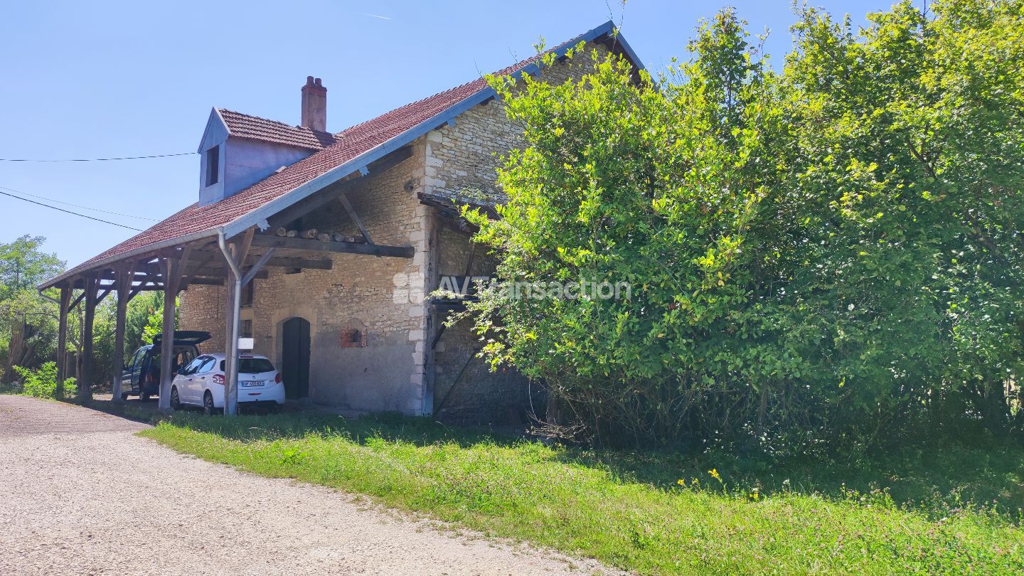 Maison de campagne à vendre  - 6 pièce(s) - 310m2 - Queutrey (70130)