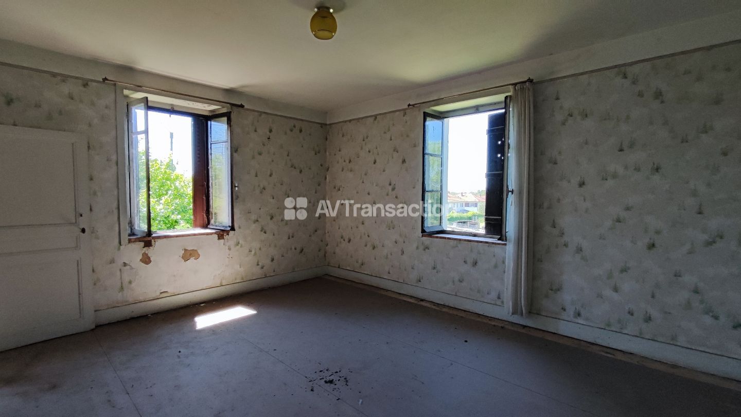 Maison de campagne à vendre  - 6 pièce(s) - 310m2 - Queutrey (70130)