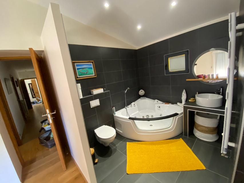 Maison à vendre  - 5 pièce(s) - 174m2 - La Cadière-d'azur (83740)