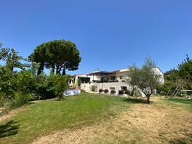 Maison à vendre  - 5 pièce(s) - 174m2 - La Cadière-d'azur (83740)