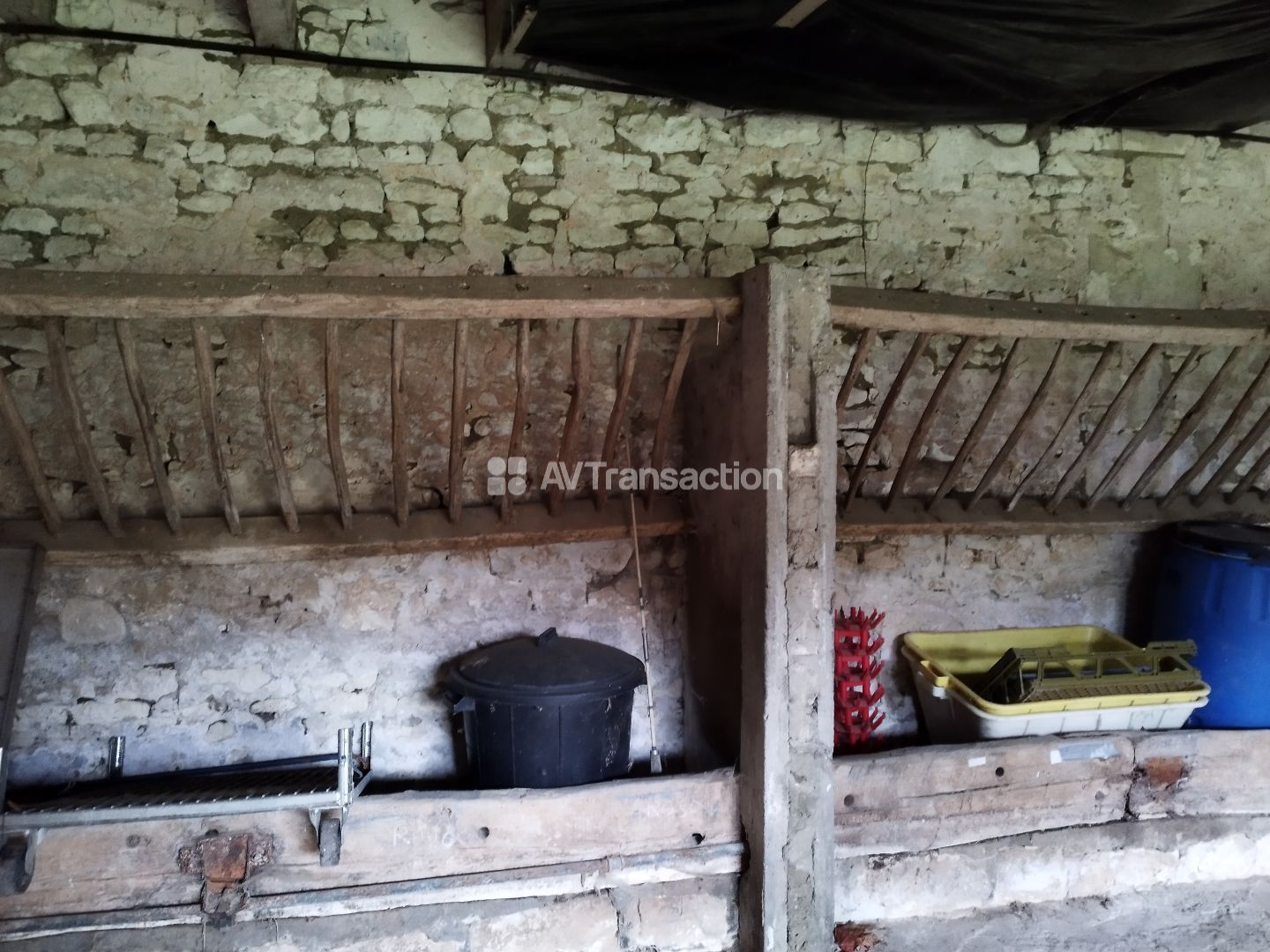 Maison à vendre  - 6 pièce(s) - 180m2 - Mirebeau (86110)