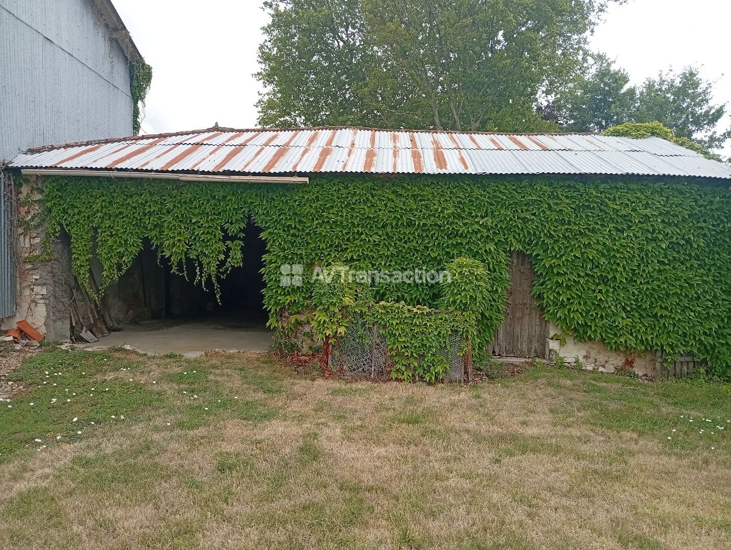 Maison à vendre  - 6 pièce(s) - 180m2 - Mirebeau (86110)