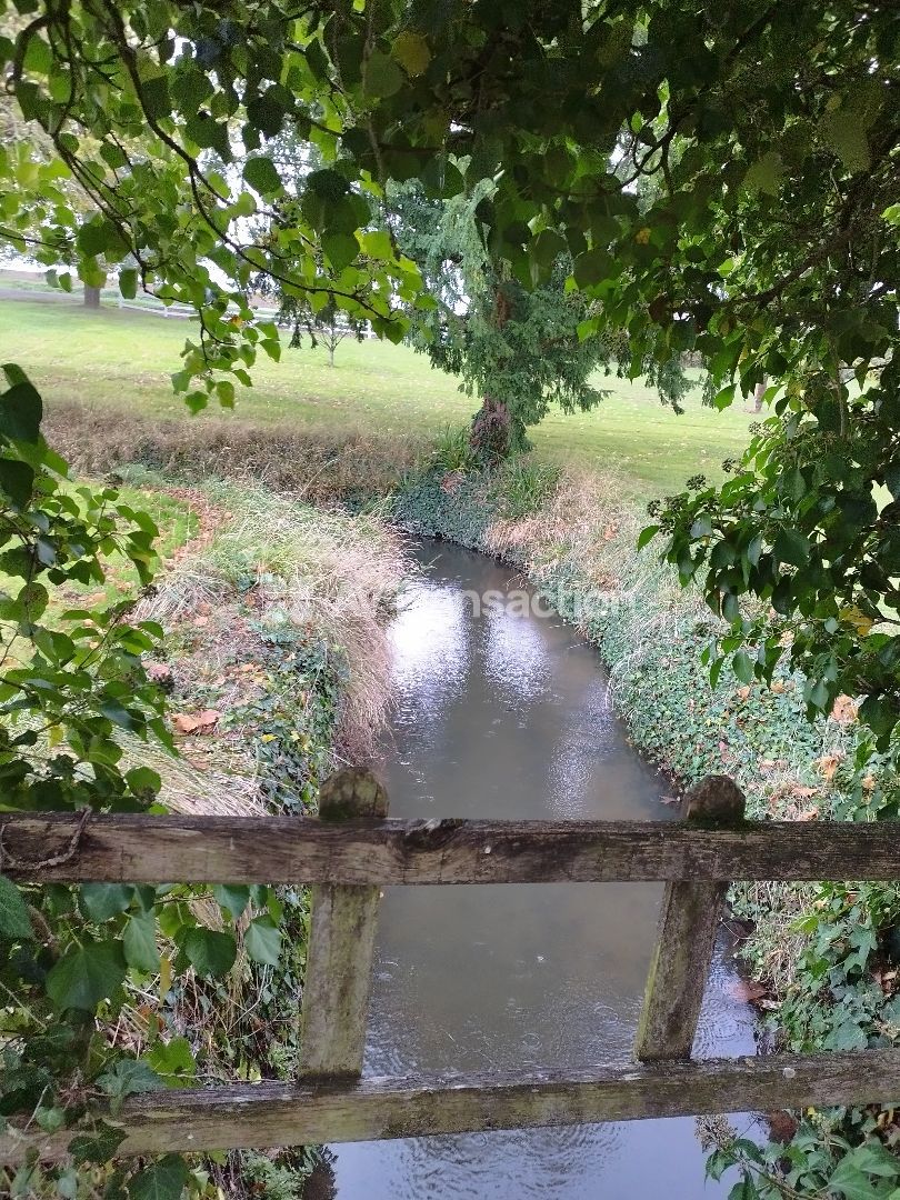 Maison à vendre  - 6 pièce(s) - 180m2 - Mirebeau (86110)