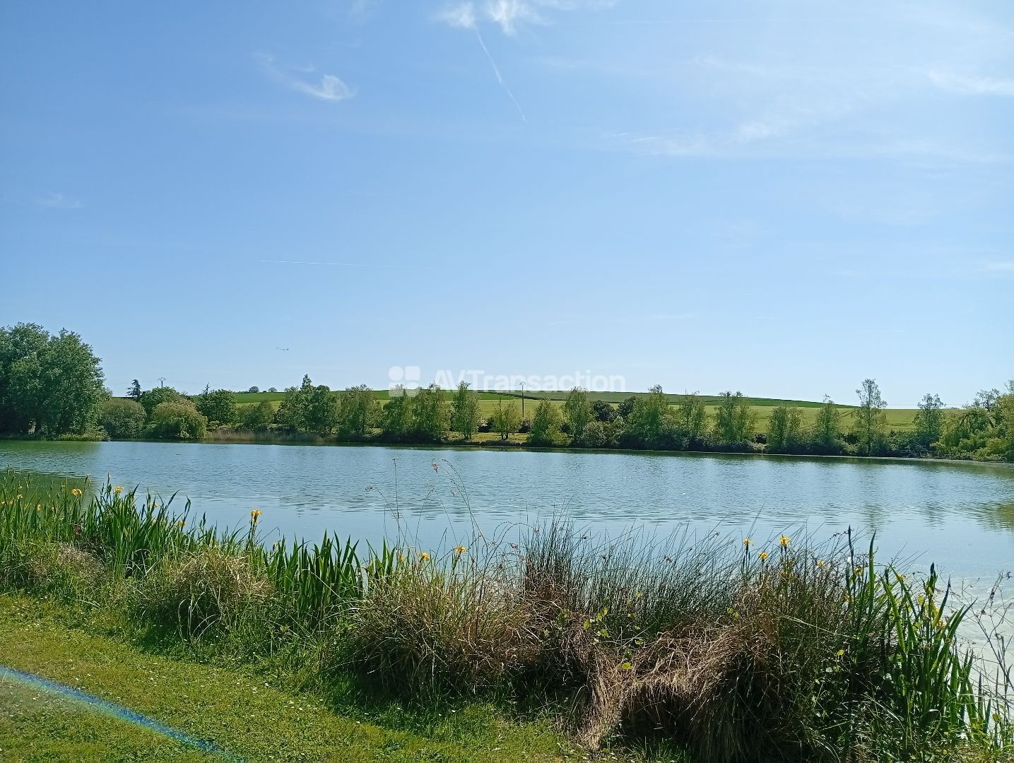 Maison à vendre  - 6 pièce(s) - 180m2 - Mirebeau (86110)