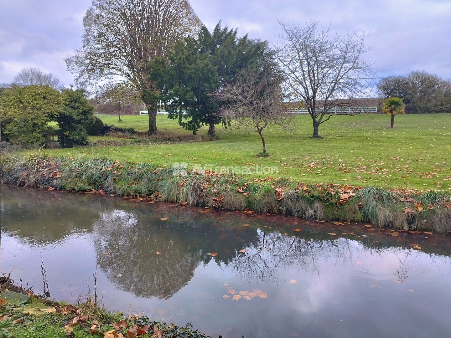 Maison à vendre  - 6 pièce(s) - 180m2 - Mirebeau (86110)