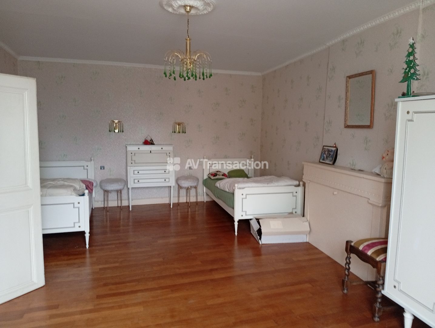 Maison à vendre  - 6 pièce(s) - 180m2 - Mirebeau (86110)