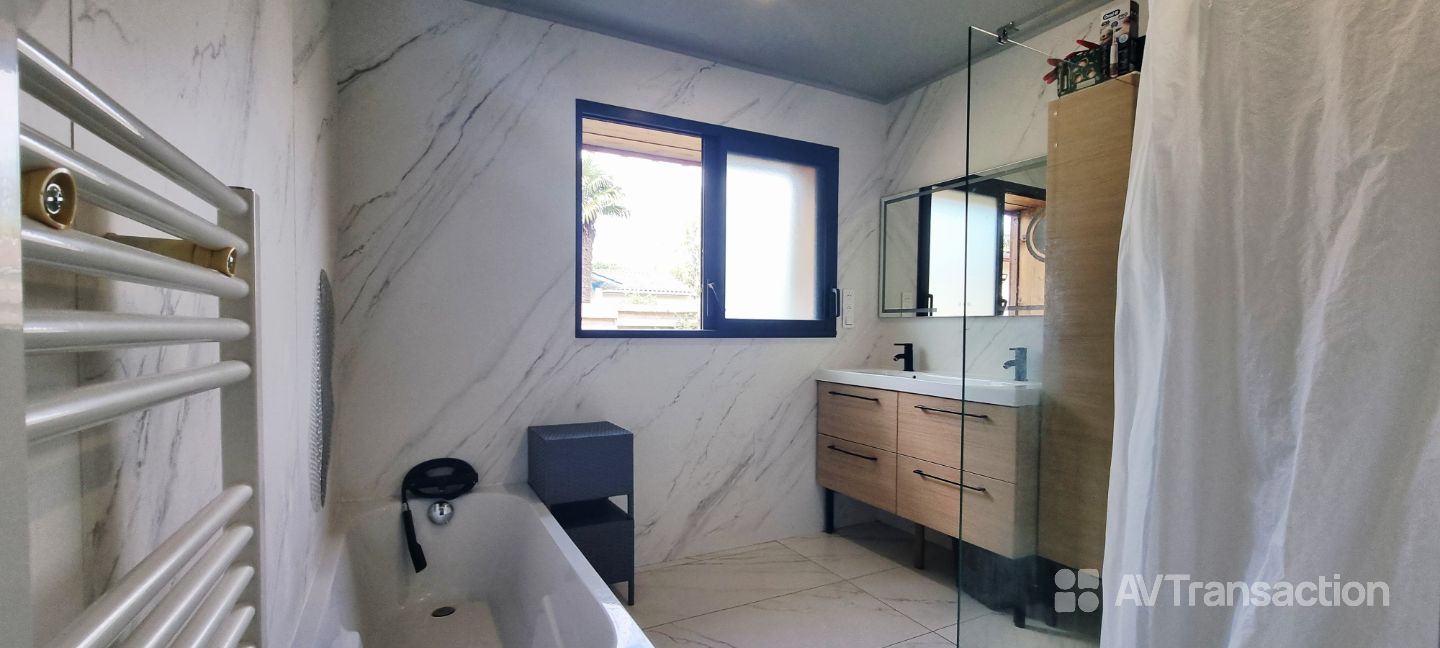 Maison à vendre  - 6 pièce(s) - 145m2 - Tosse (40230)