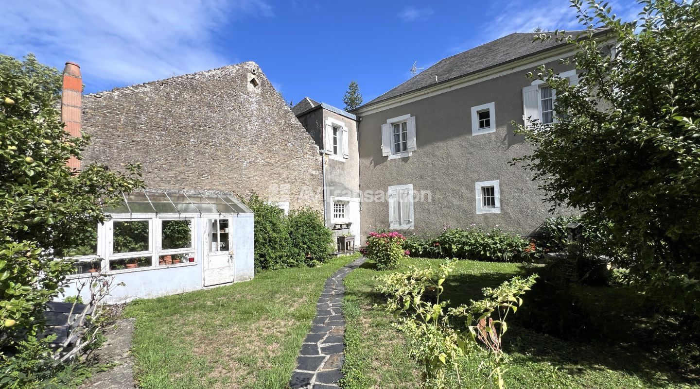 Maison de caractère à vendre  - 8 pièce(s) - 210m2 - Cagny (14630)