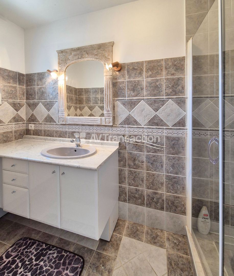 Maison à vendre  - 9 pièce(s) - 212m2 - Draguignan (83300)
