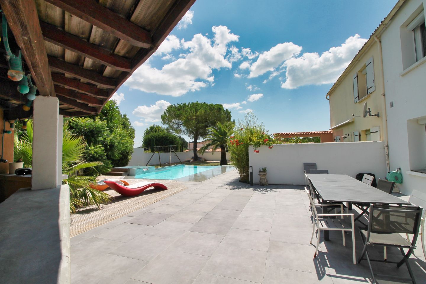 Maison à vendre  - 6 pièce(s) - 173m2 - Saint-sulpice-de-royan (17200)