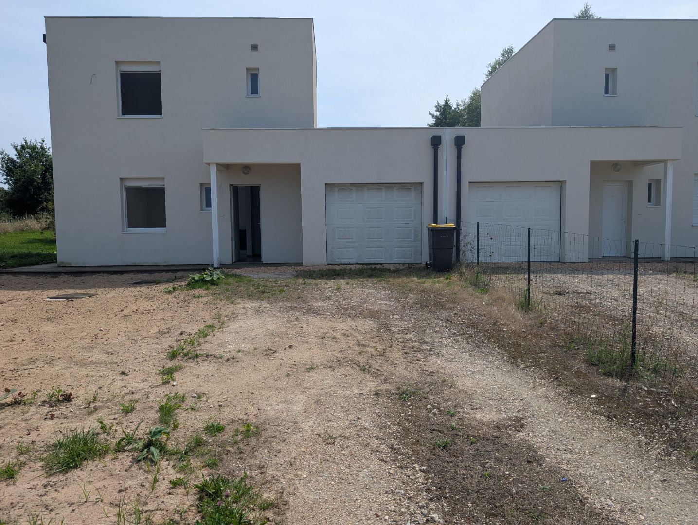 Maison 75 m2 2 chambres garage sur 762 m2 de terrain