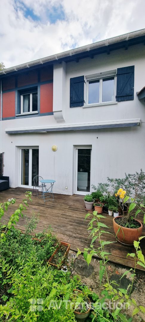 Maison mitoyenne à vendre  - 4 pièce(s) - 73m2 - Tosse (40230)