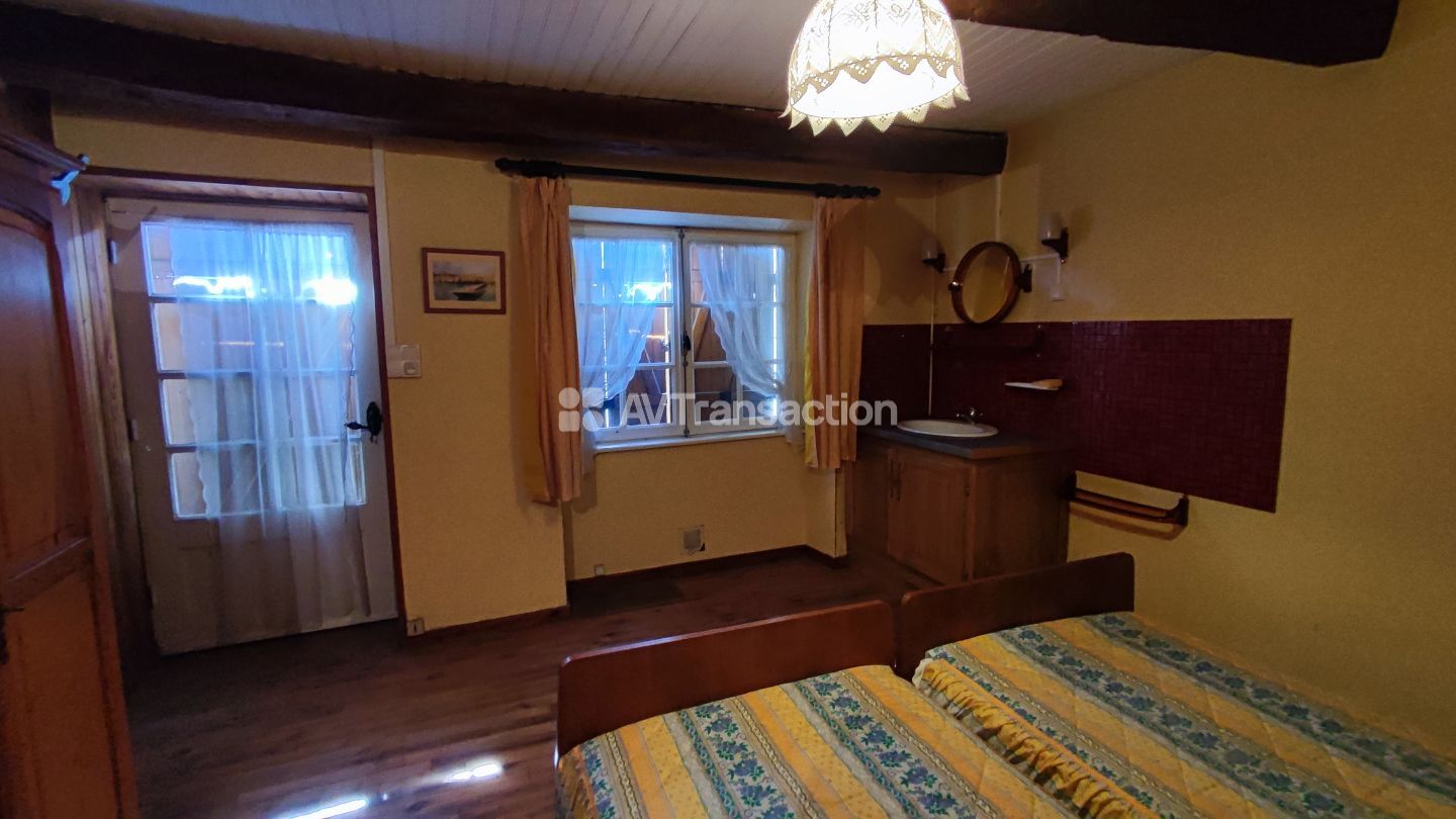 Maison à vendre  - 8 pièce(s) - 160m2 - Vellexon-queutrey-et-vaudey (70130)