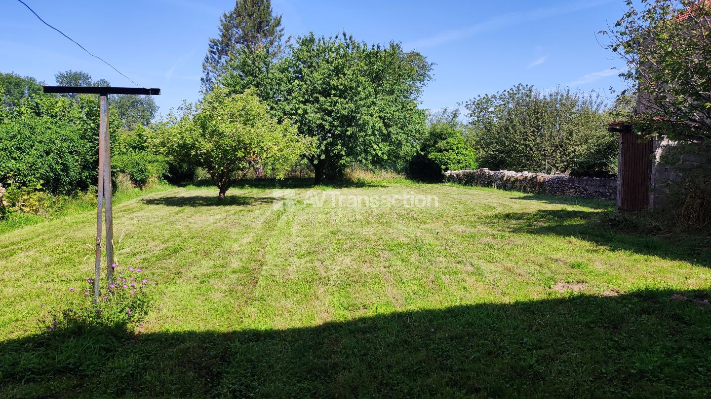 Maison à vendre  - 8 pièce(s) - 160m2 - Vellexon-queutrey-et-vaudey (70130)