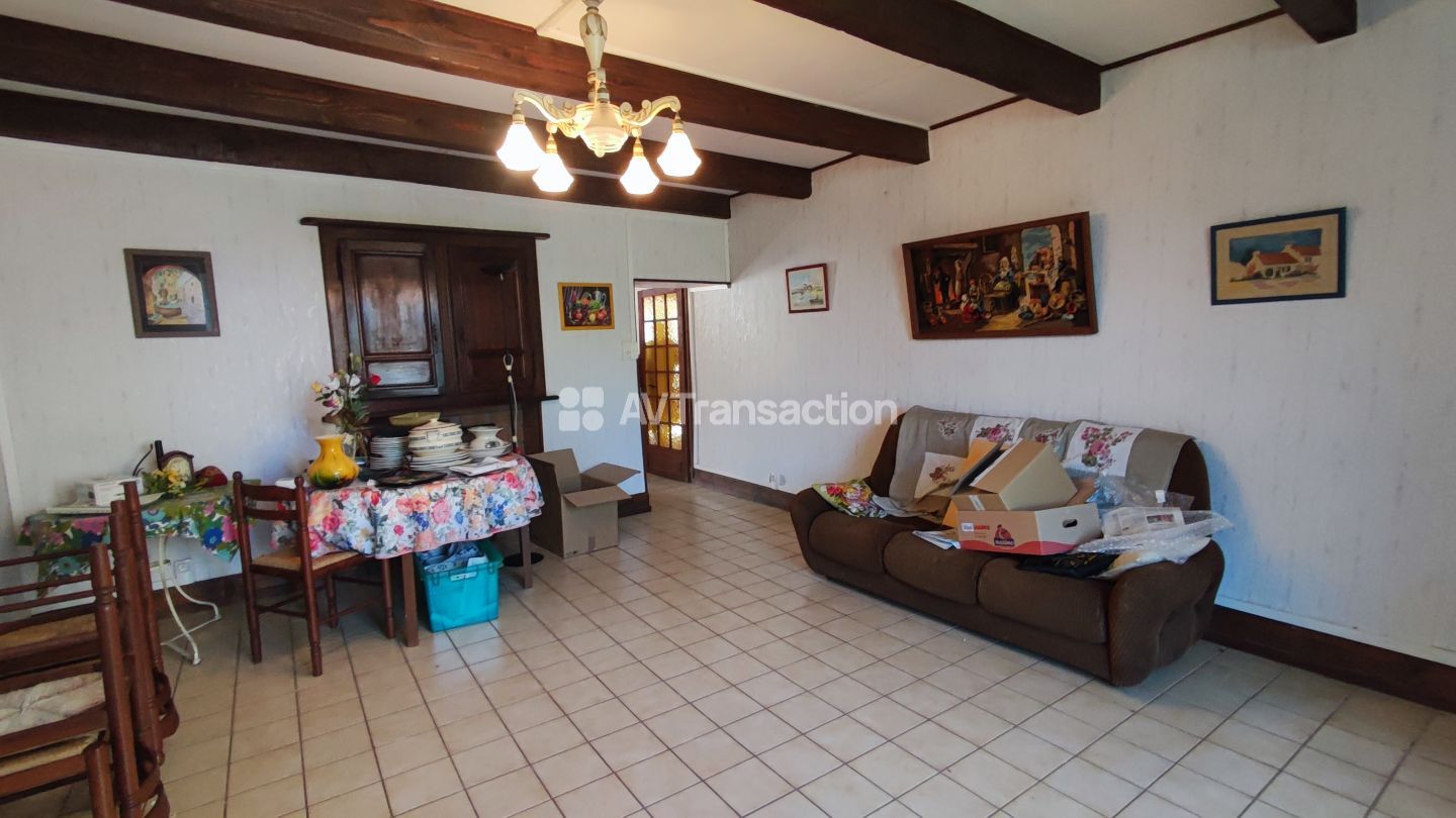 Maison à vendre  - 8 pièce(s) - 160m2 - Vellexon-queutrey-et-vaudey (70130)