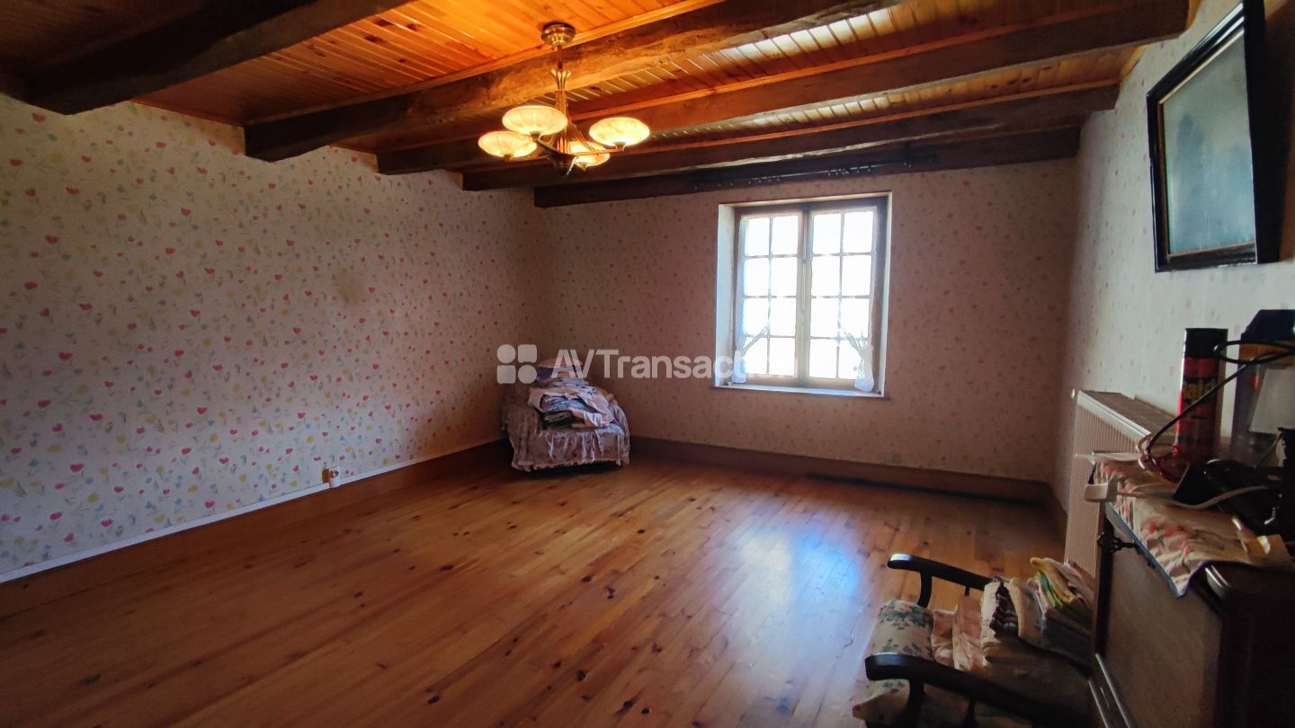 Maison à vendre  - 8 pièce(s) - 160m2 - Vellexon-queutrey-et-vaudey (70130)