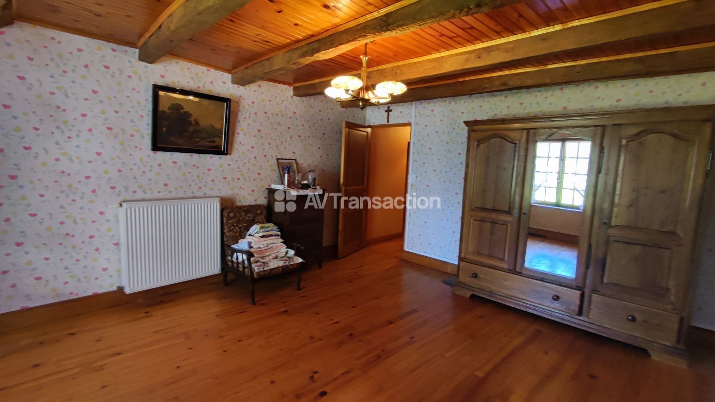 Maison à vendre  - 8 pièce(s) - 160m2 - Vellexon-queutrey-et-vaudey (70130)